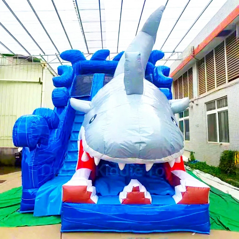 قلعة قفز قابلة للنفخ من البي ف - مراجعة Outdoor Adventure Kids Party وسعره